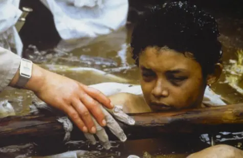Photographer of tragic little girl trapped in volcanic mudflow explains why he didn’t help her
