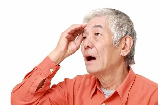 Early Dementia: 10 Warning Signs You Should Pay Attention To