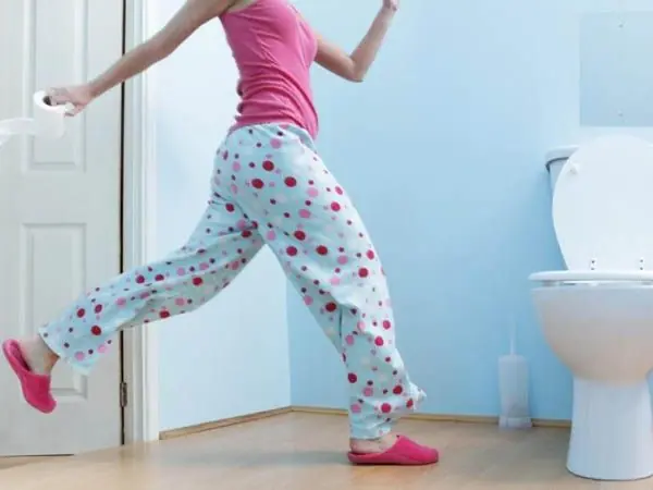 Always Need to Poop After Eating? Here’s What May Be Happening