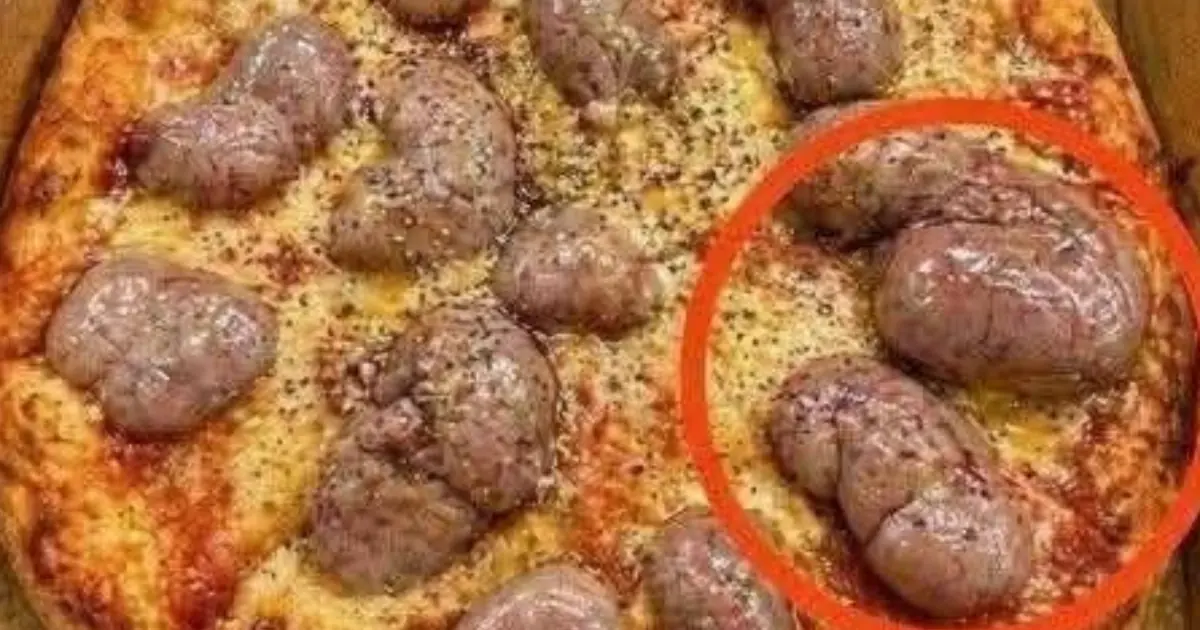 The Magic Behind Pizza Cheese Bubbles: Why Those Puffy Spots Are a Sign of a Great Pie