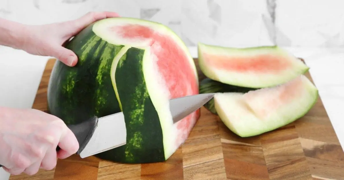 Peel your watermelon... Most People Don’t Know This Simple Trick!