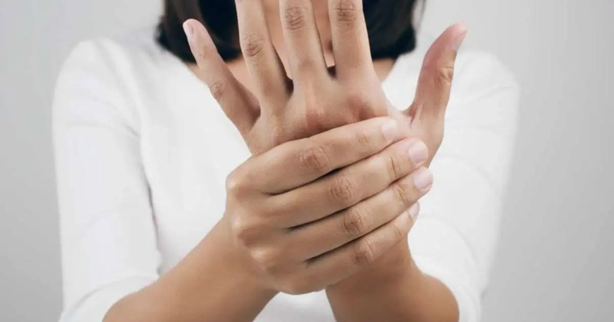 Tingling in Your Hands May Have Several Causes - Here’s What to Watch For