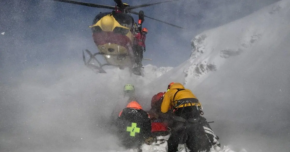 WHEN THE MOUNTAIN COLLAPSED, HE TURNED BACK