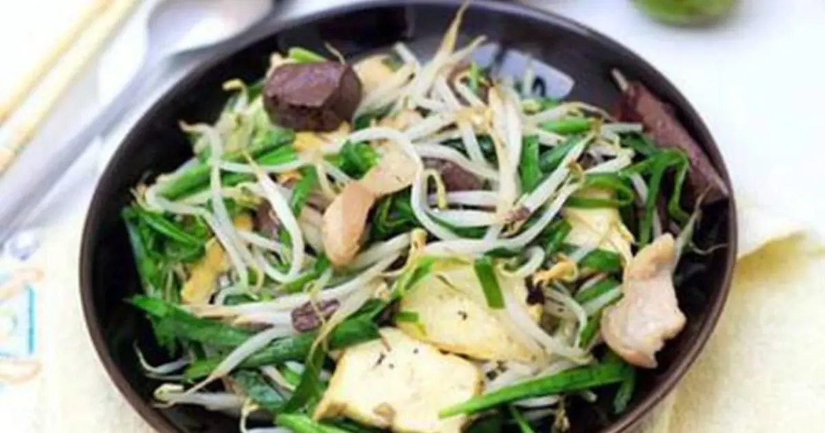 Eating These 3 Foods Together? A Doctor Explains What to Watch For