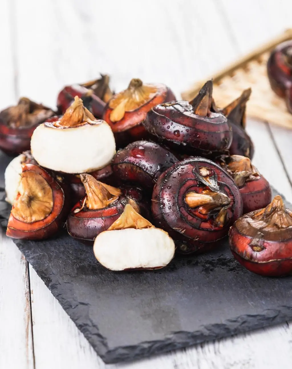 One Bite, Thousands of Risks? The Hidden Parasite Danger Lurking in Raw Water Chestnuts