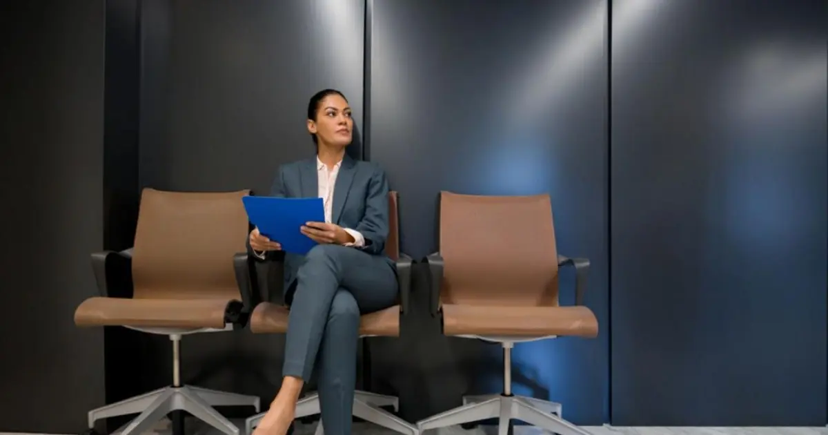 Why Do Women Cross Their Legs? The Surprising Reasons Behind a Common Habit