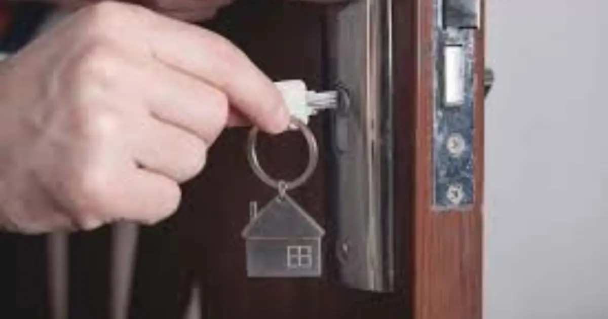 Why Keeping a Key in the Door at Night May Be Worth Knowing About