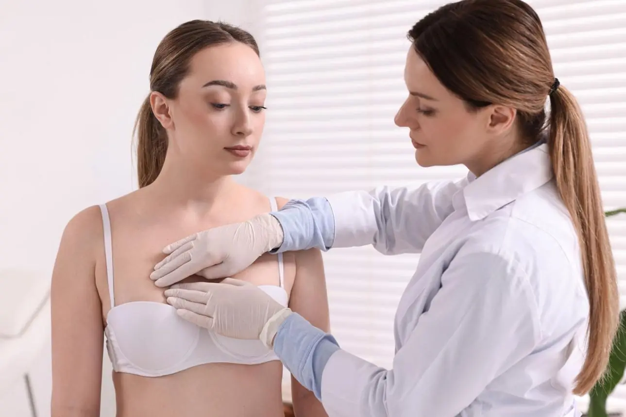 The Body’s Early Clues: Warning Signs of Breast C.an.cer That Should Never Be Ignored