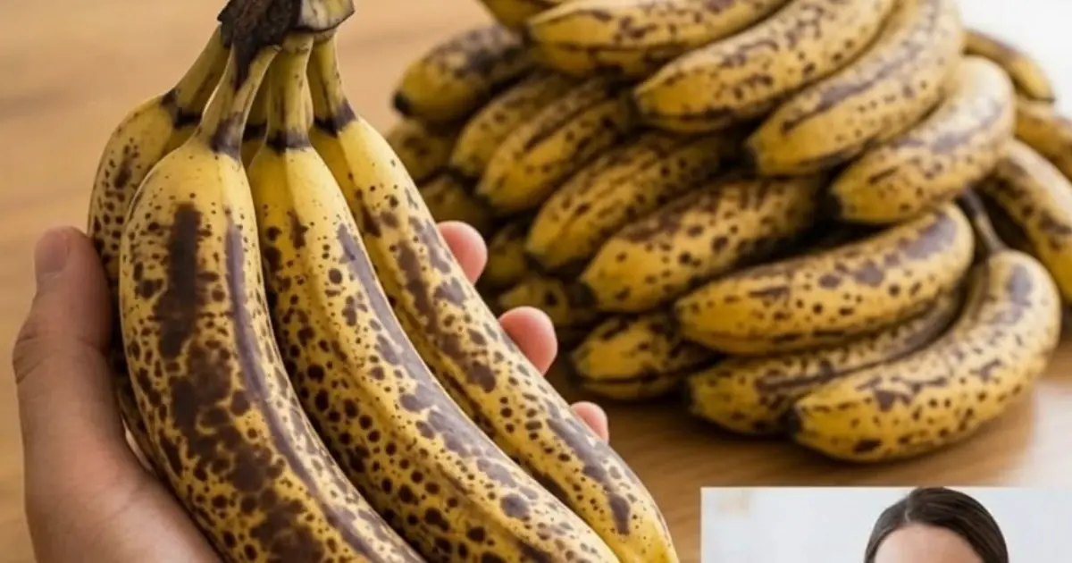 What Happens to Your Body When You Eat a Banana Before Bed? Doctors Explain