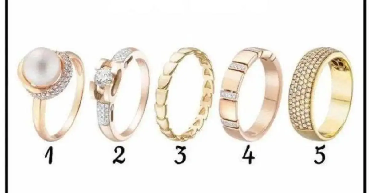 Choose a ring to discover what kind of woman you are