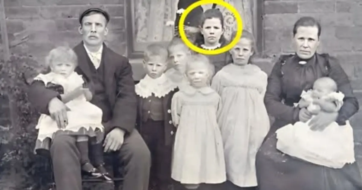 A photograph from 1820 reveals a secret buried for two centuries