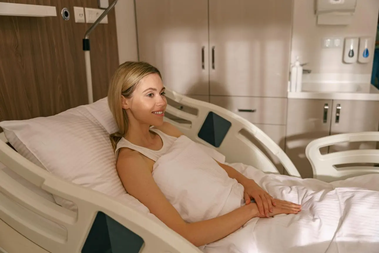 Shocking Discovery During Pregnancy: What Seemed Like a Normal Symptom Turned Into a Medical Emergency