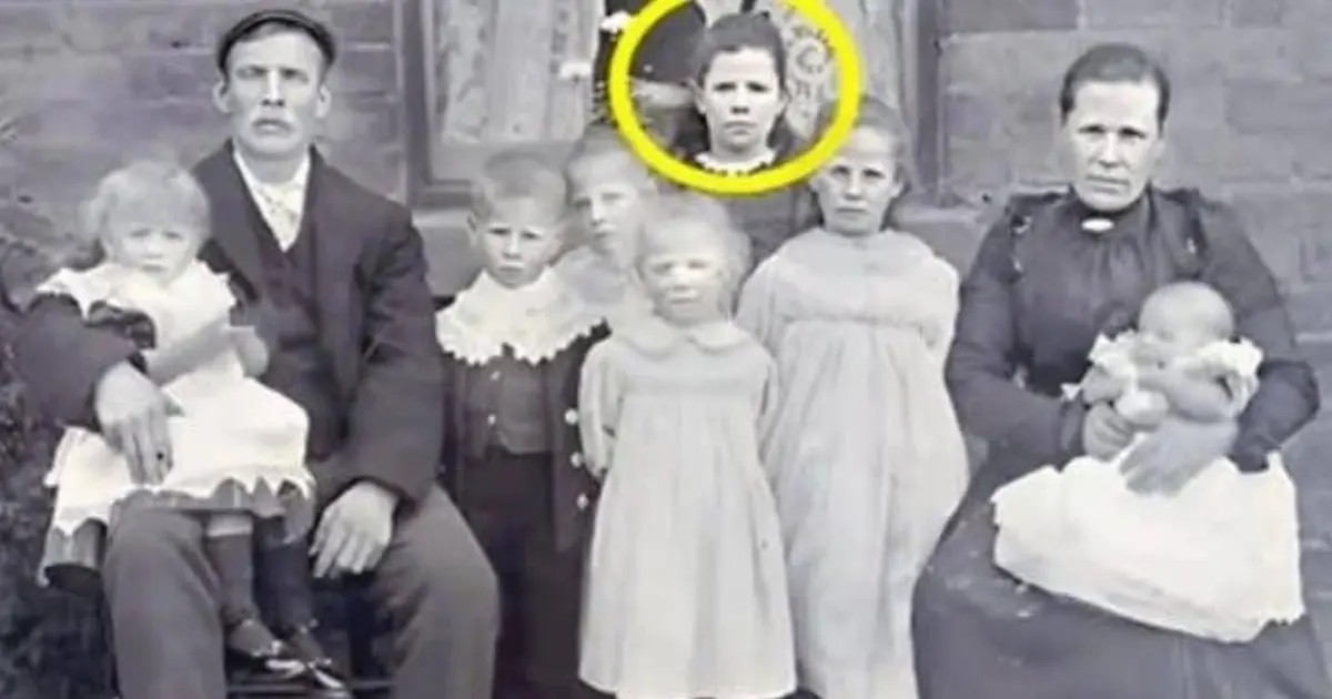 A Photograph from 1820 Reveals a Secret Buried for Two Centuries