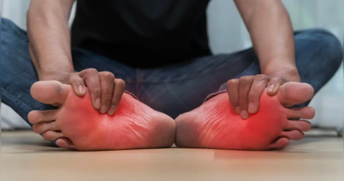 These Changes in Your Feet Could Be Worth Discussing With a Doctor