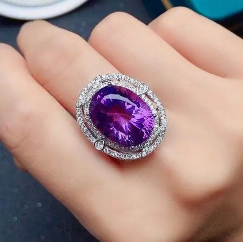 Which Ring Reflects Your Personality? A Fun Look at the Meanings Behind Your Choice
