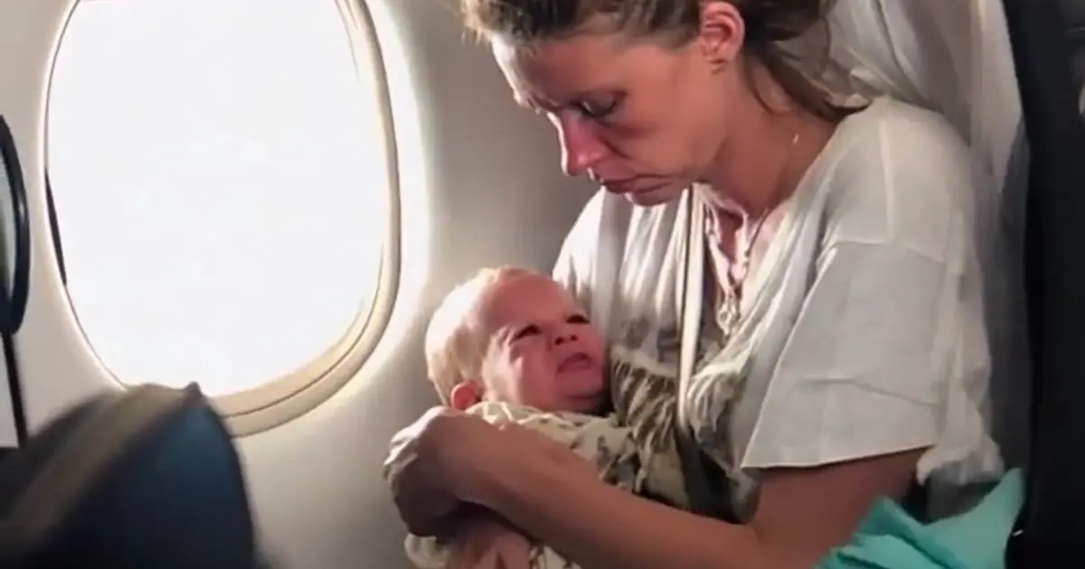 Woman Refuses to Give Up Her Airplane Seat — What Happened Next Sparked a Heated Debate