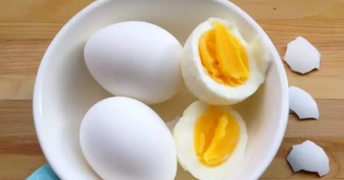 Eating Eggs Regularly? Here Are 8 Groups Who Should Be More Careful
