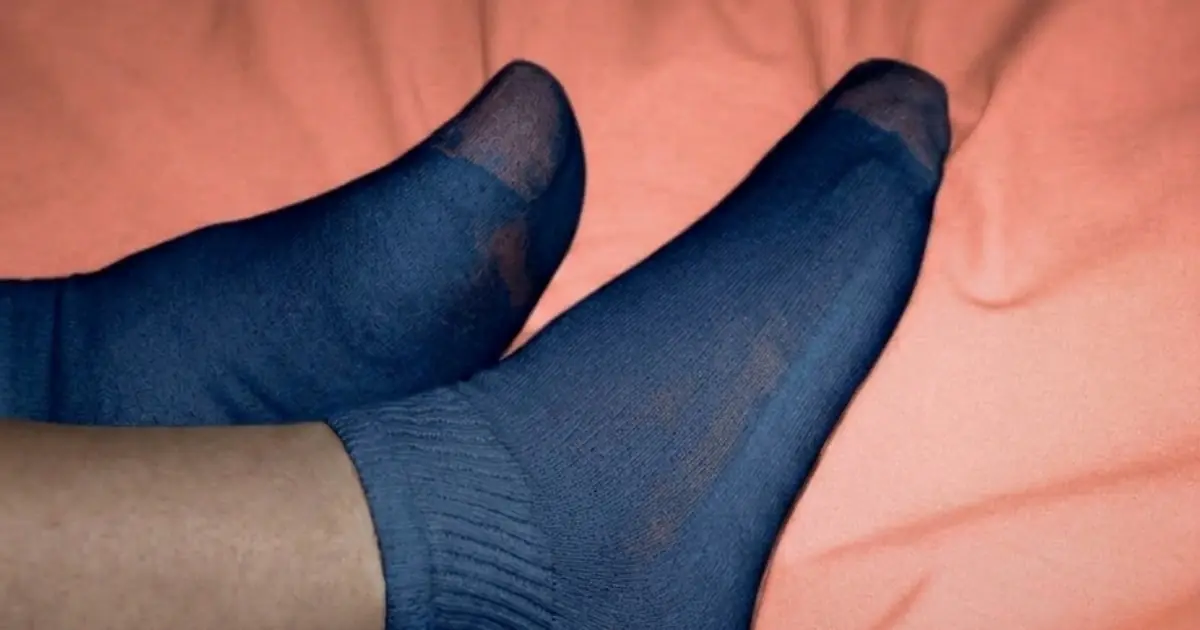 Socks on or off at bedtime? The answer may surprise you…