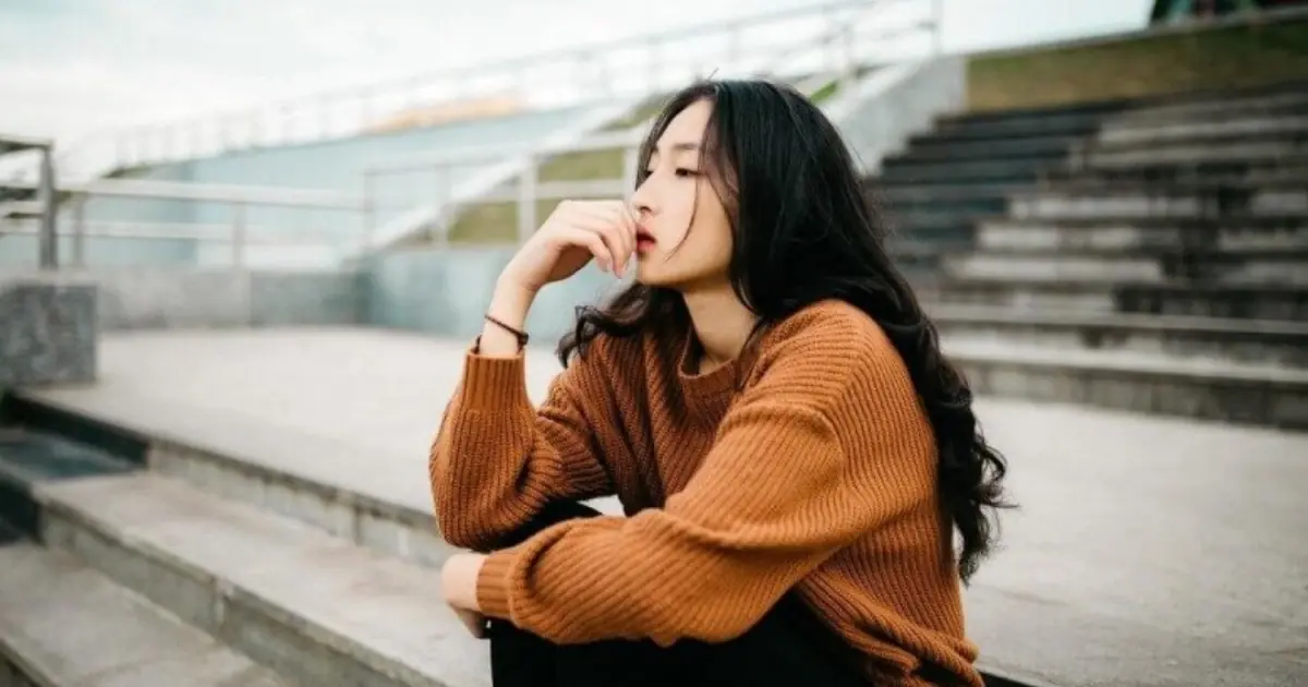 If Someone Keeps Crossing Your Mind, These 7 Things May Explain Why