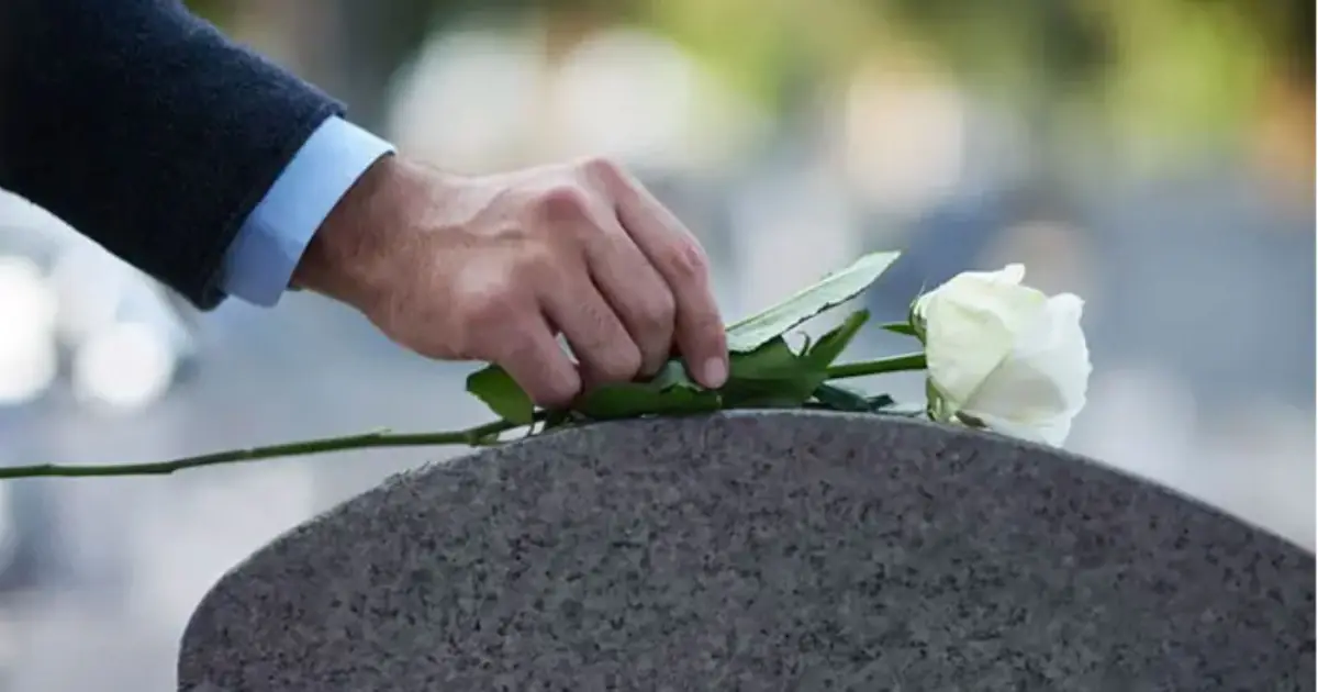 Why You Should Never Leave a Deceased Person Alone - The Reason May Surprise You