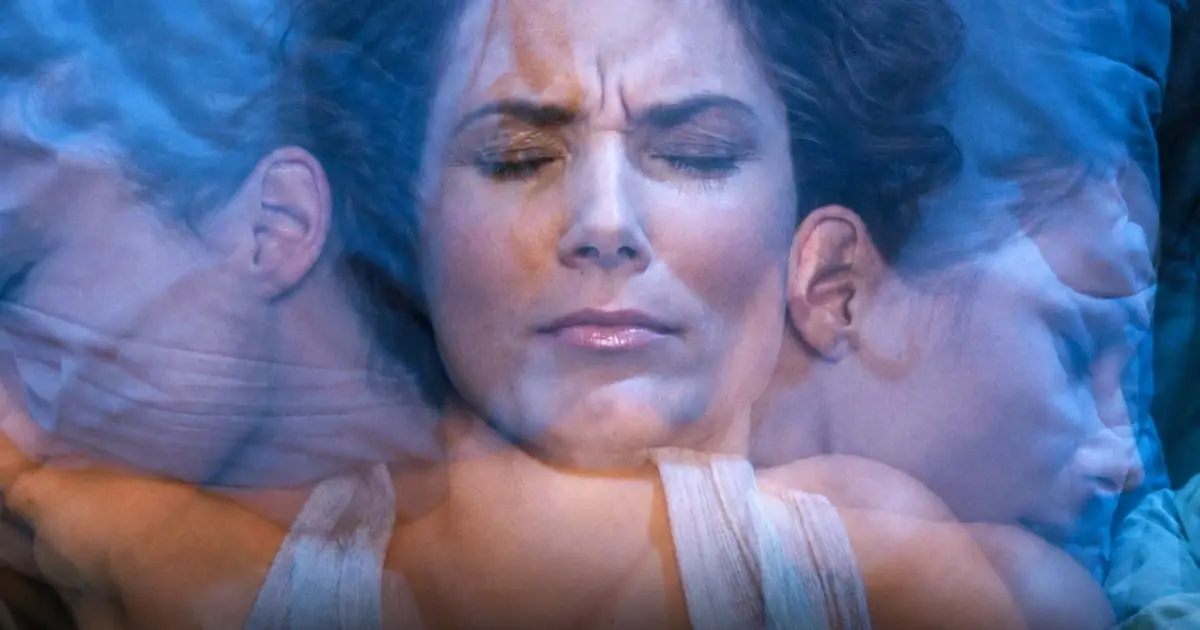 What Does It Mean When Someone Who Has Passed Away Appears in Your Dreams?