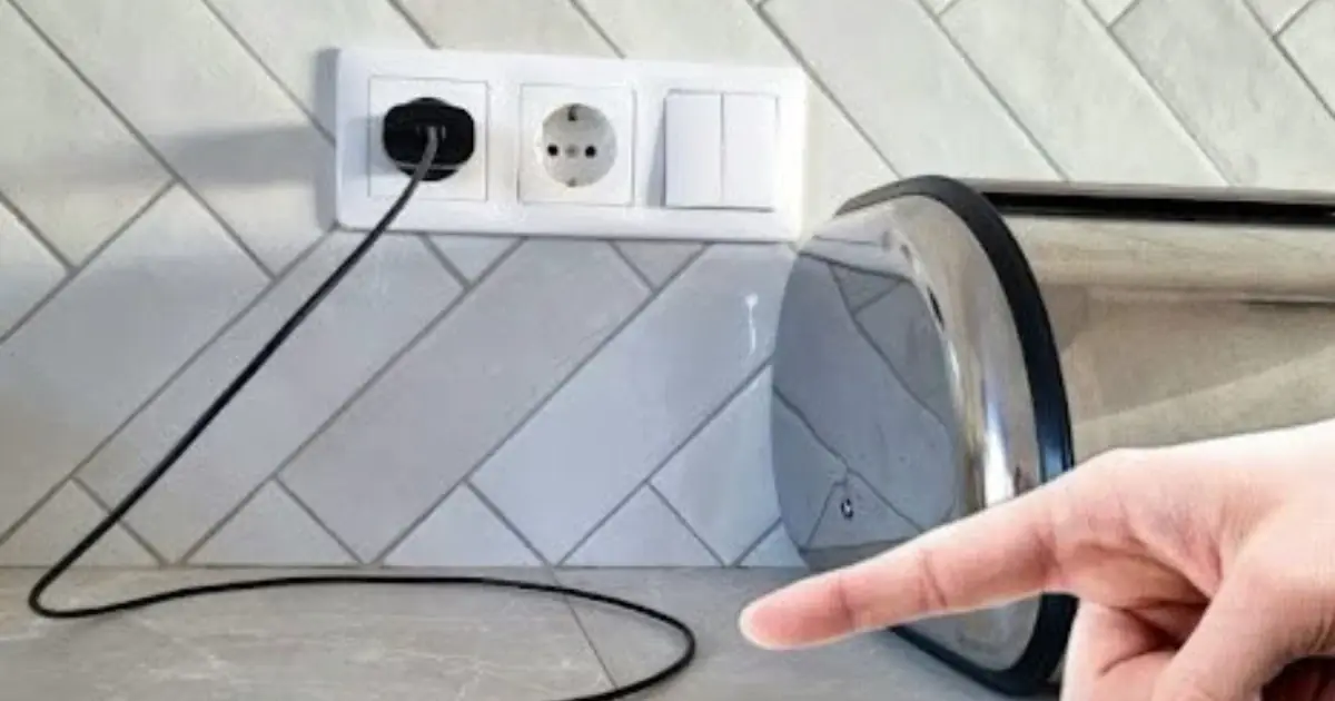 Think an Empty Charger Is Harmless? 3 Reasons You May Want to Unplug It