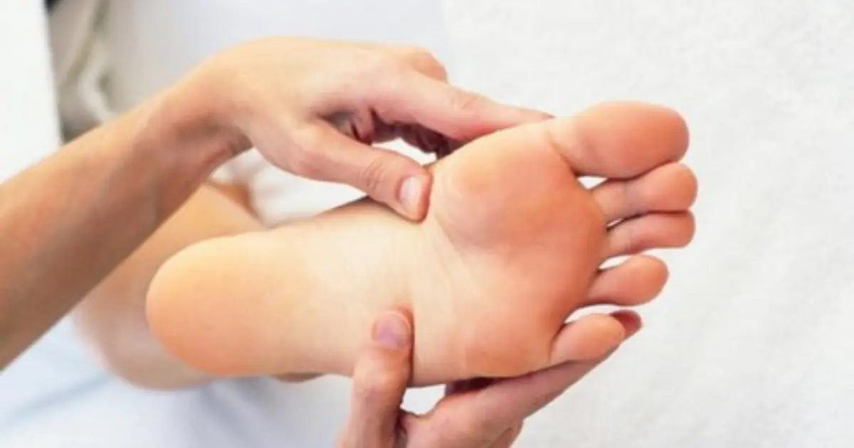 Your Legs May Be Sending You Warning Signs of Liver Problems - 5 Symptoms to Watch For