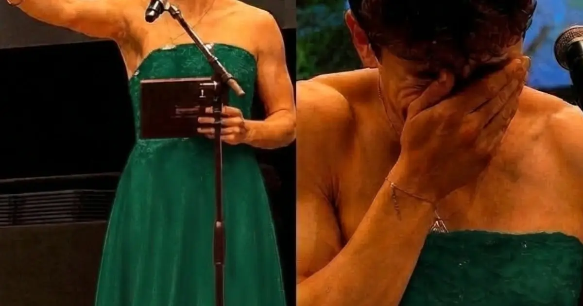 He Walked Onto the Graduation Stage in His Sister’s Red Dress—Then He Did Something No One Expected