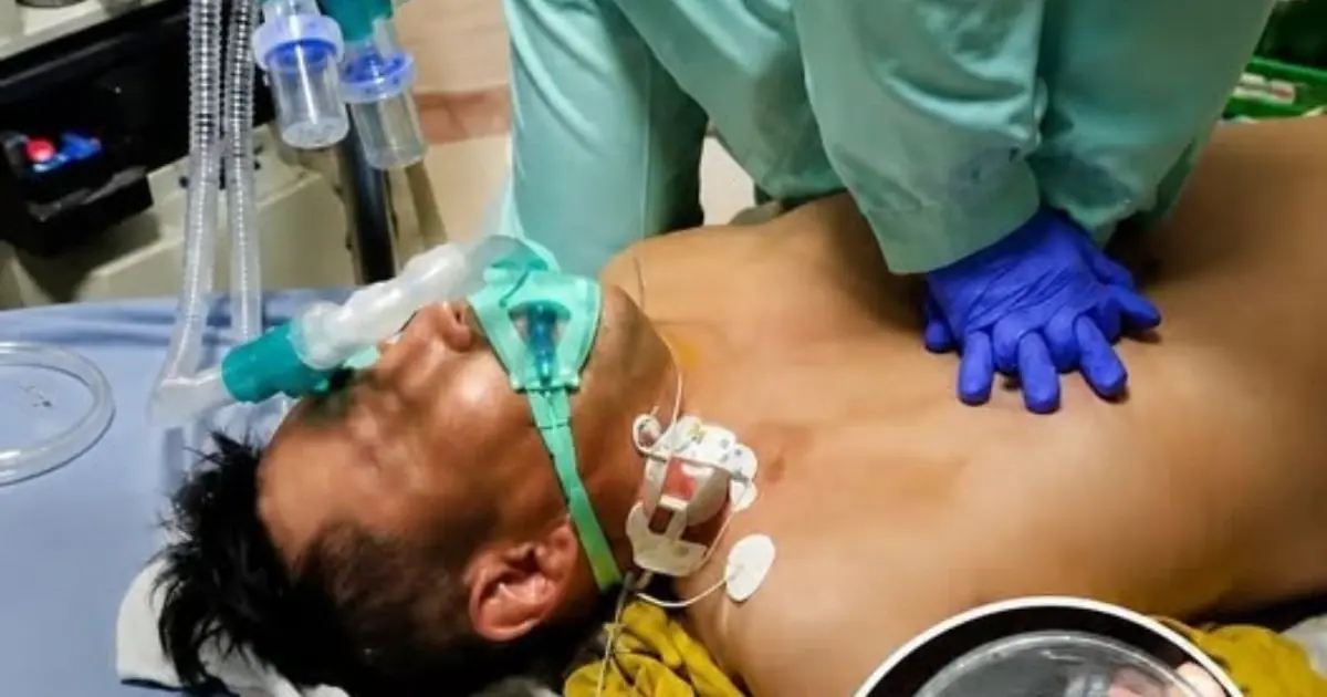 A 56-Year-Old Man Suffered a Stroke at Midnight—Doctors Point to These 4 Drinks.