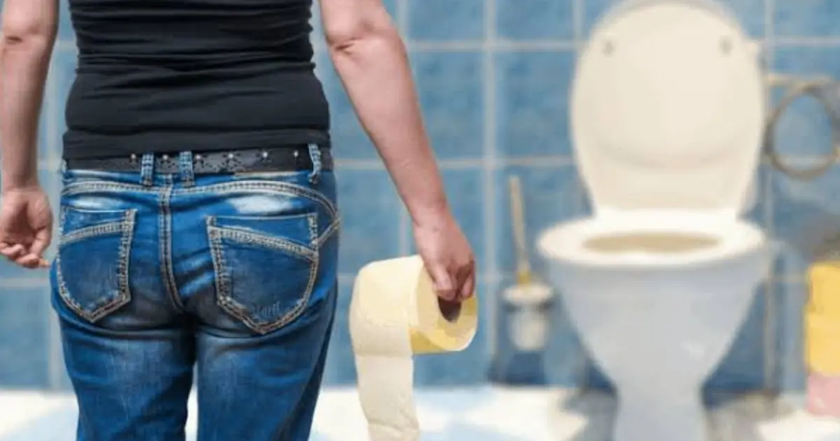 4 Bathroom Signs That May Be Linked to Colon Can.cer - Here’s What to Know