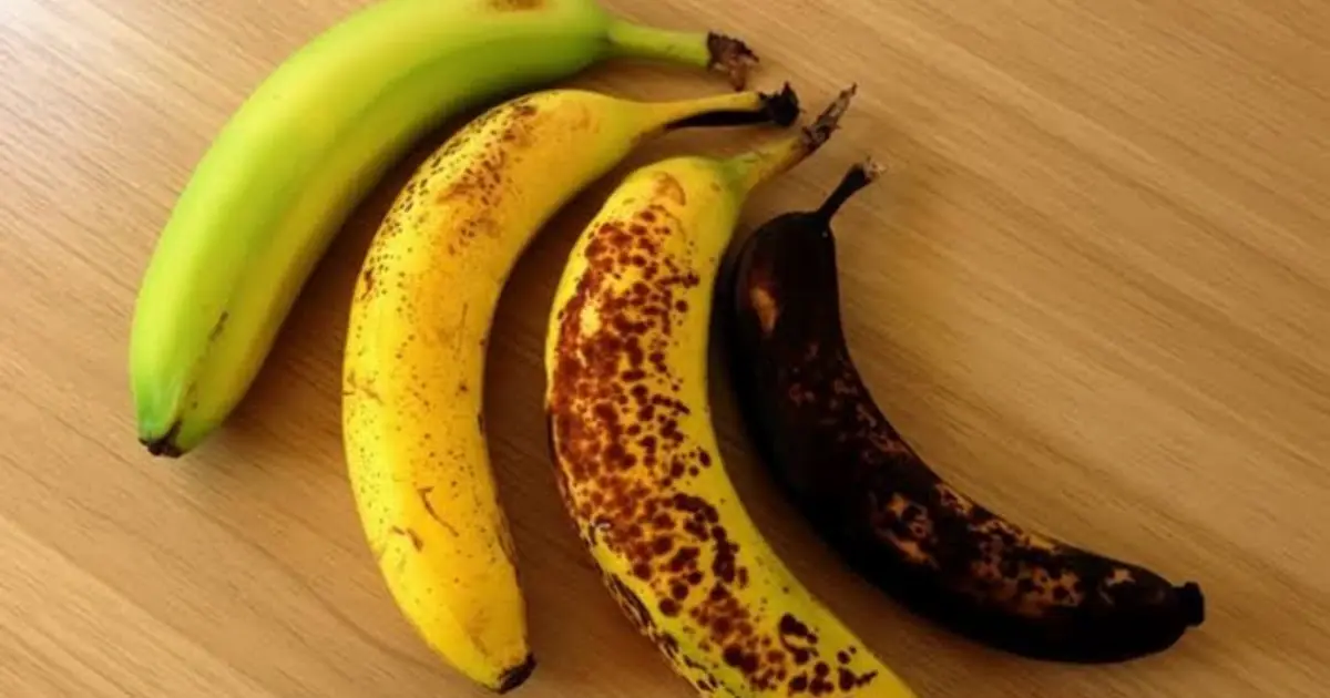 Which Banana Should You Eat? Green, Yellow, or Brown...