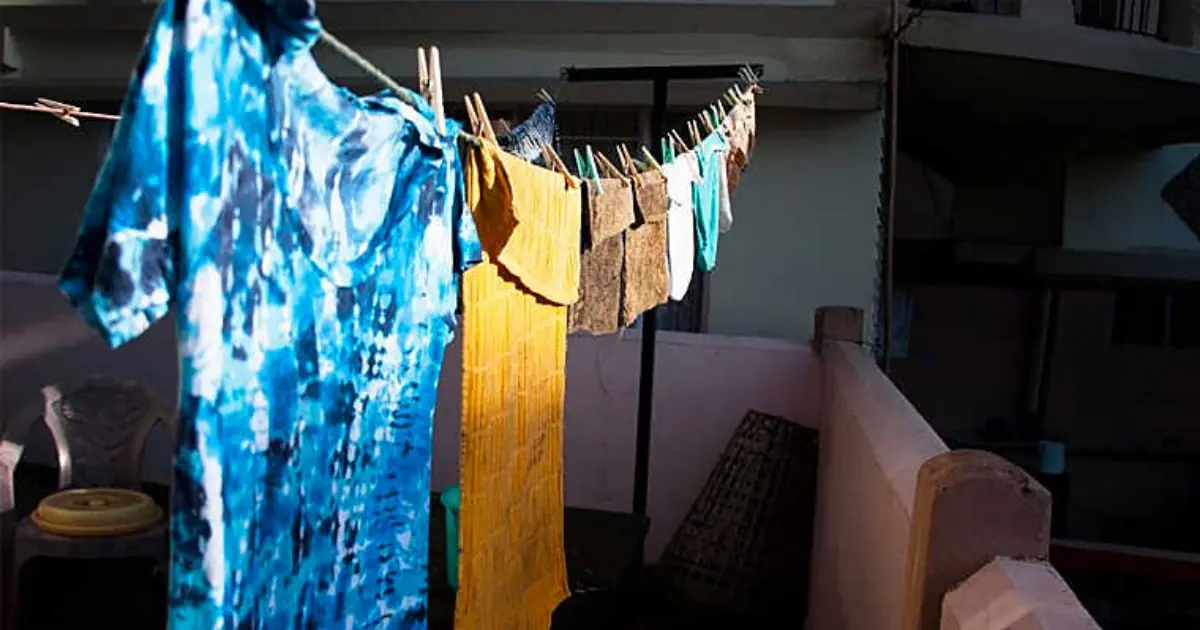 Why Did Our Grandparents Tell Us Never to Wash or Hang Clothes at Night? The Reason May Surprise You