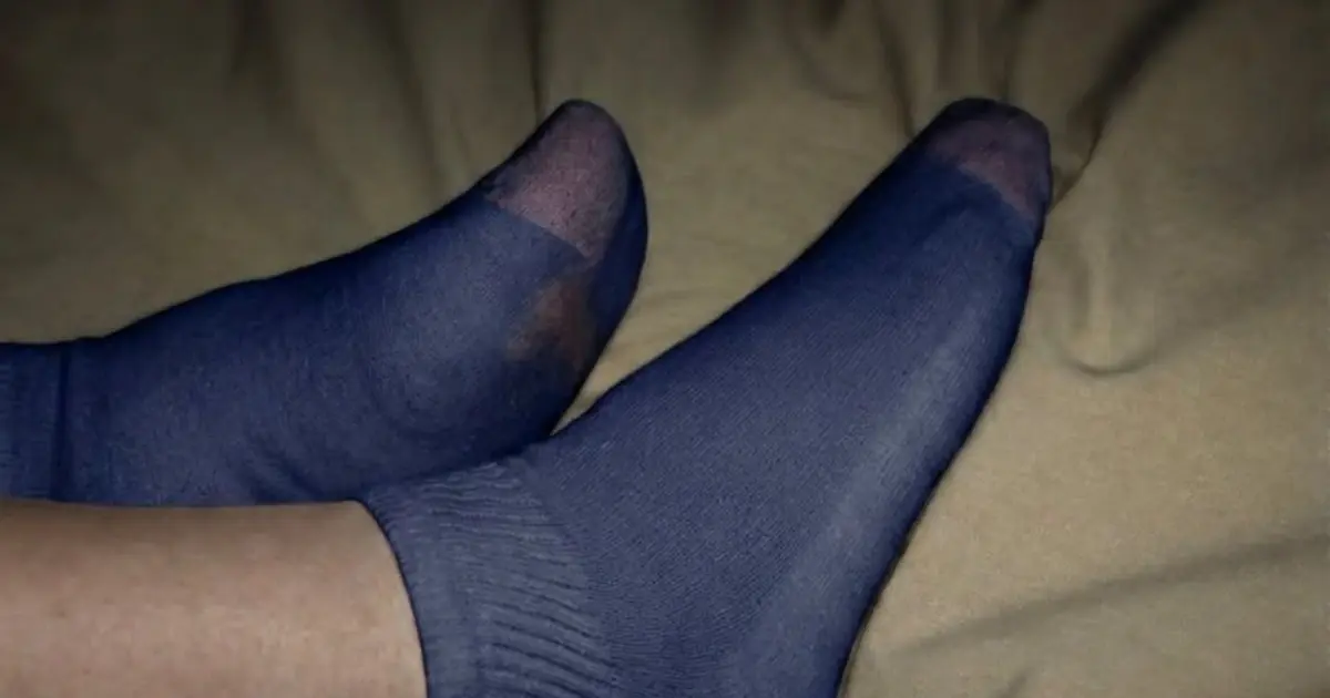 You Sleep With Socks On Every Night? Here’s What You Should Know…