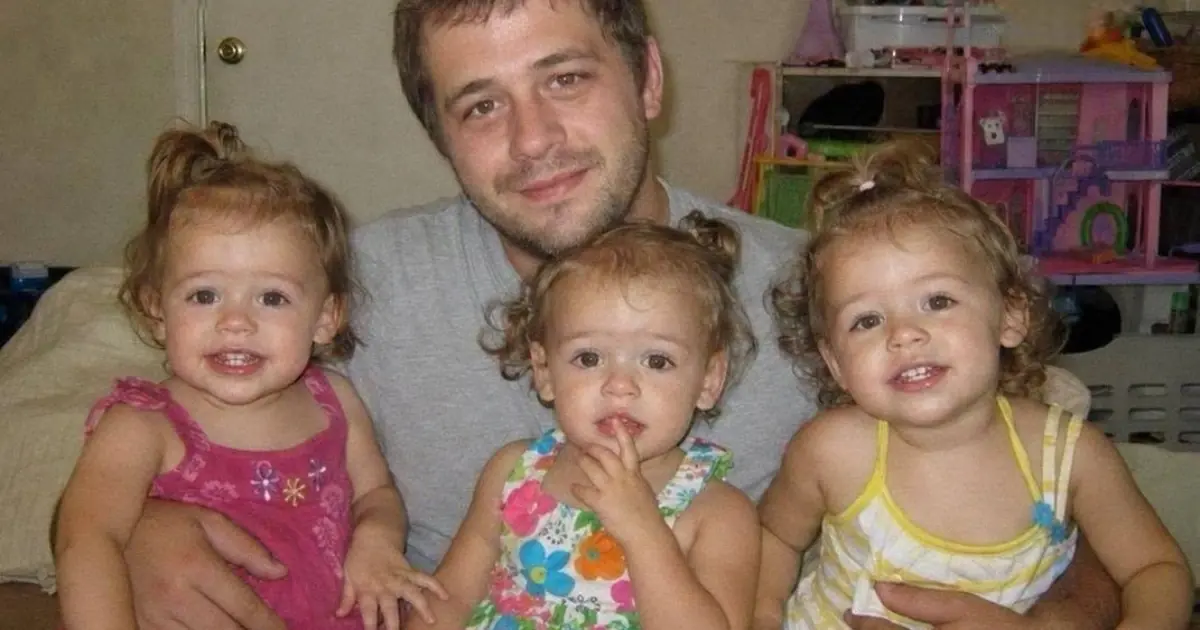 I Gave Up 22 Years of My Life Raising My Triplet Nieces — What They Did at Their College Graduation Made Me Drop to My Knees