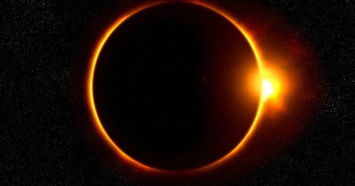 Stock Up on Food, Water, and Fuel Ahead of the Eclipse, Emergency Officials Warn