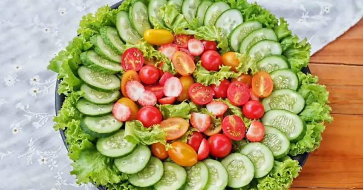 Love Cucumber Salads? Here’s What You Should Know About Their Possible Effects