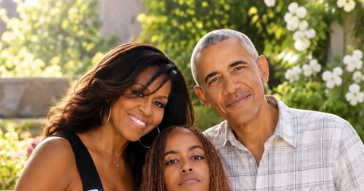 20 Minutes ago in Los Angeles , Malia Obama was confirmed as…. See more