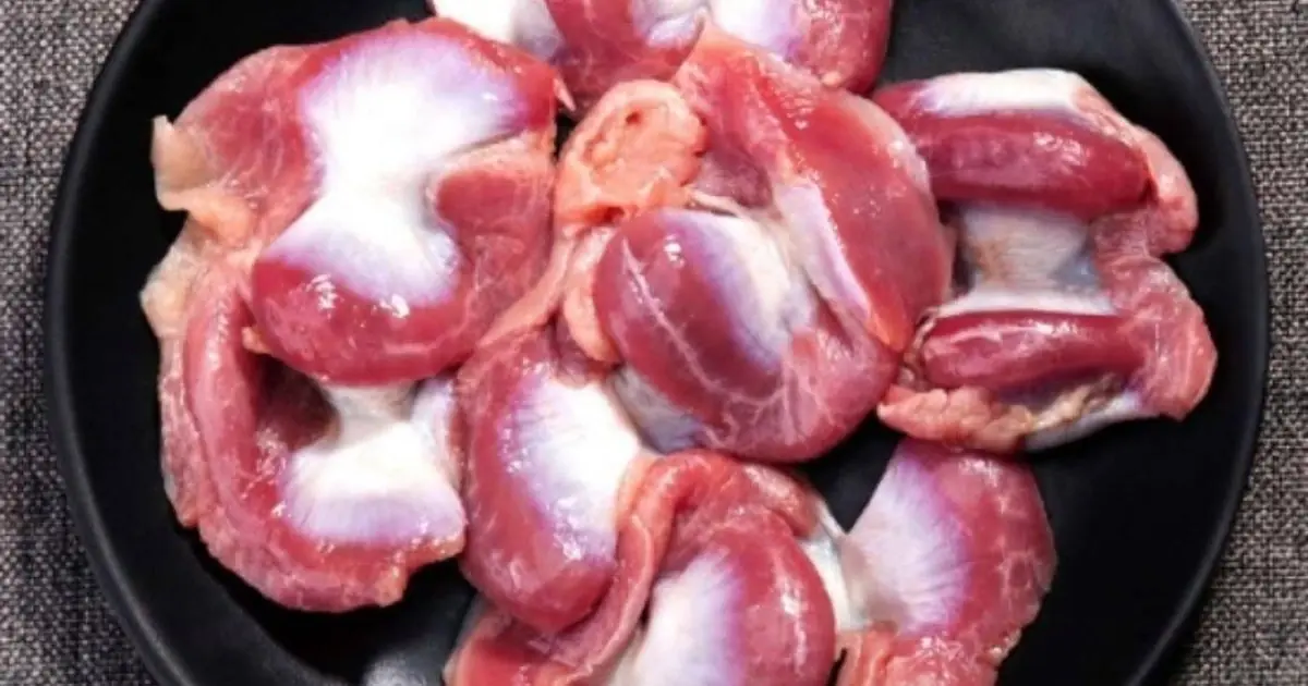 Chicken Gizzards: Nutritional Benefits, Iron, and What You Should Know