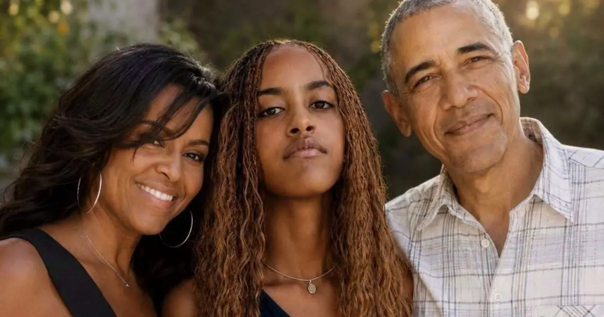20 Minutes ago in Los Angeles , Malia Obama was confirmed as…. See more