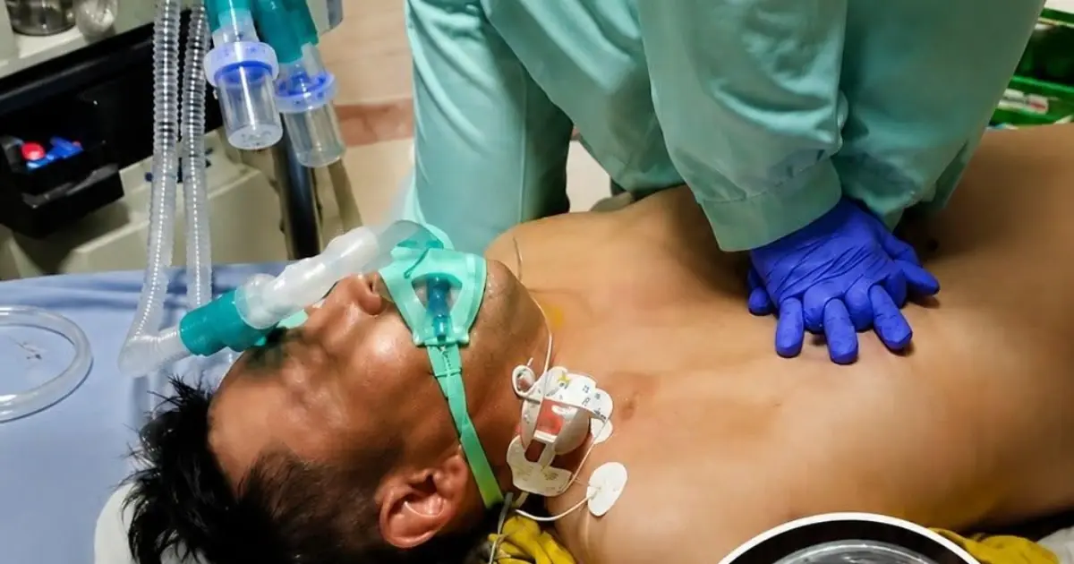 56-Year-Old Man Suffers a Stroke in the Middle of the Night: Doctors Warn These 4 Drinks May Increase the Risk