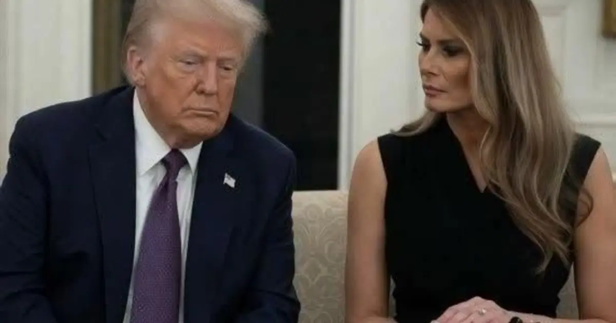 SAD NEWS:💔 Disgusted Melania Smacks Trump Hand As...see more