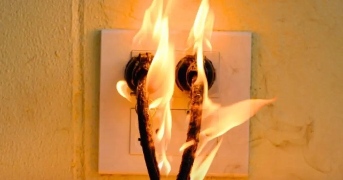 Before Bedtime: Which Kitchen Appliances Should You Unplug to Reduce Fire Risk?