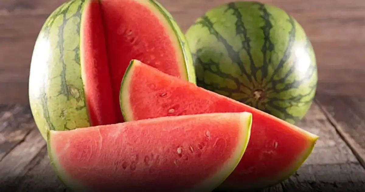 These 5 groups of people shouldn’t eat watermelon